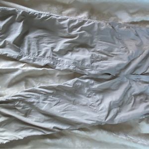 Columbia women’s size 14 capri pants tan